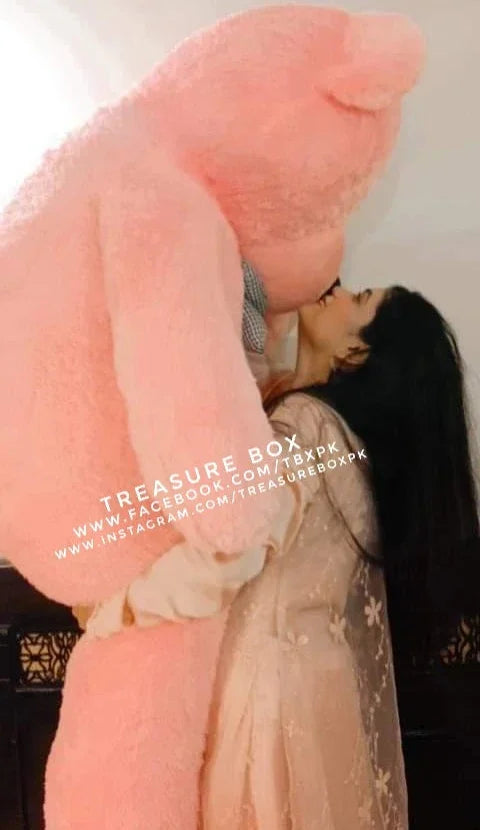 'KnoTie' 6 Feet Teddy Bear