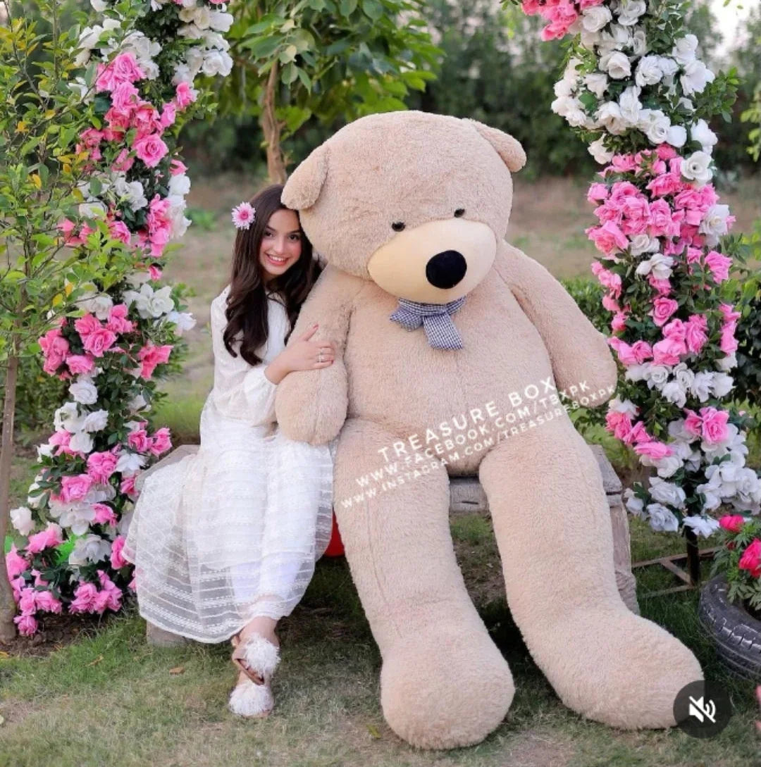 'KnoTie' 6 Feet Teddy Bear