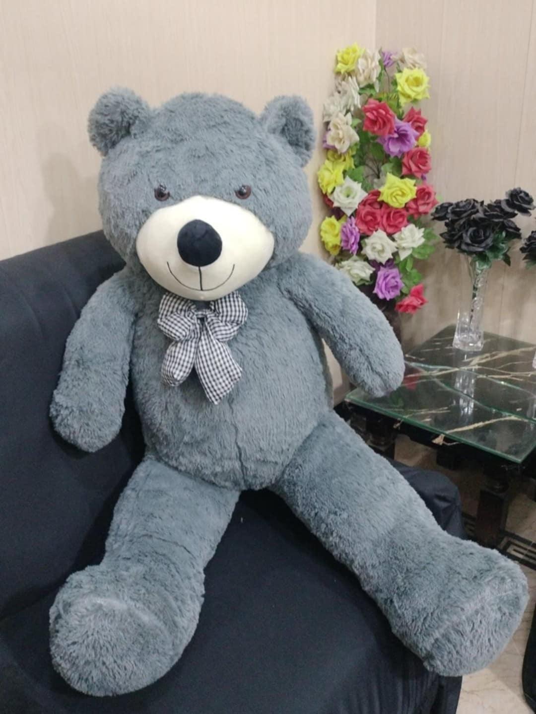 'KnoTie' 3.8 Feet Teddy Bear
